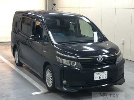 2014 Toyota Voxy