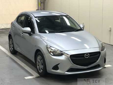 2019 Mazda Demio