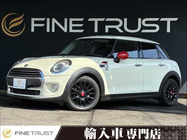 2019 BMW MINI