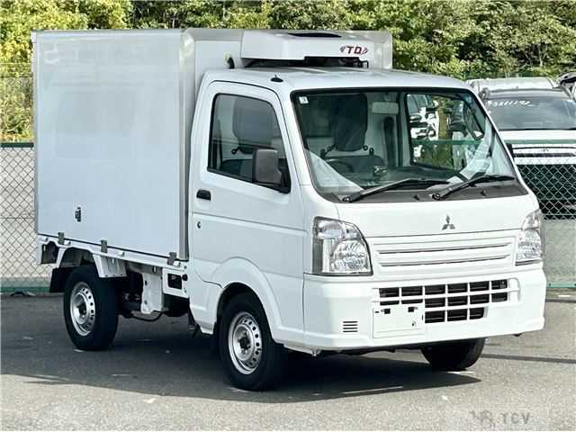2020 Mitsubishi Minicab Truck
