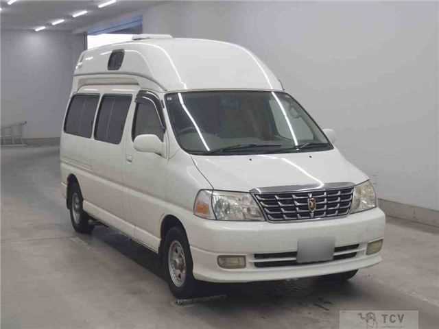 2004 Toyota Grand Hiace