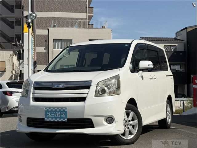 2007 Toyota Noah