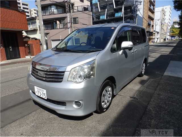 2011 Toyota Noah