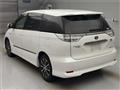 2014 Toyota Estima Hybrid