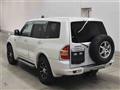 2001 Mitsubishi Pajero