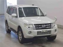 2012 Mitsubishi Pajero