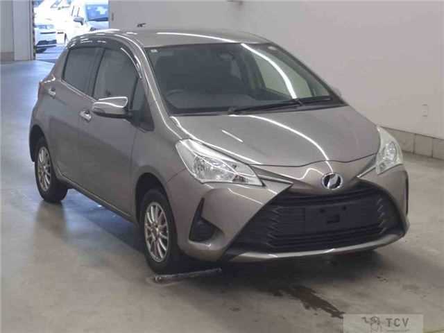 2017 Toyota Vitz