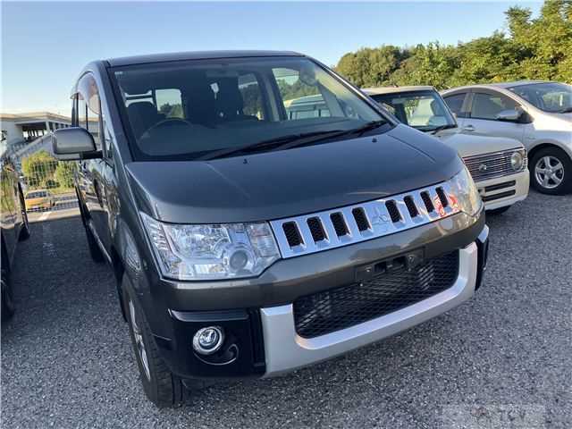 2015 Mitsubishi Delica D5