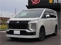 2021 Mitsubishi Delica D5