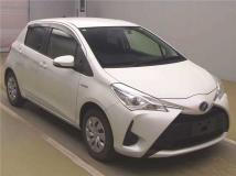 2017 Toyota Vitz