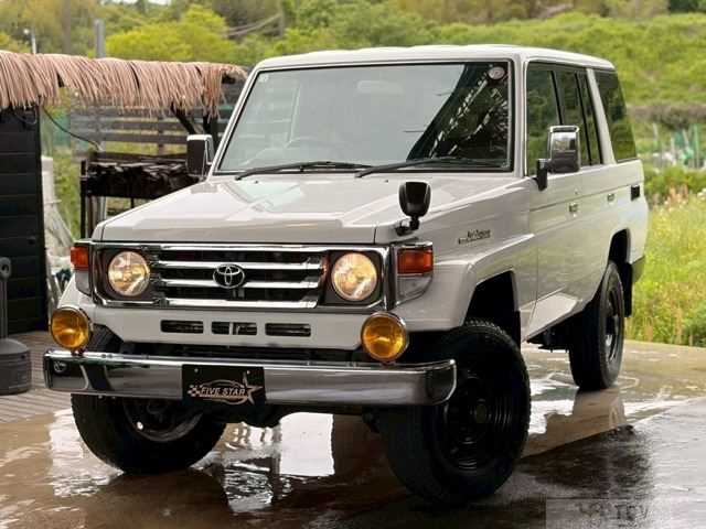 2001 Toyota Landcruiser 70