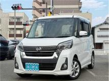 2017 Nissan ROOX