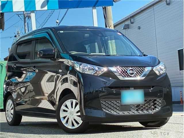 2022 Nissan Nissan Others