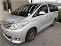2013 Toyota Alphard G