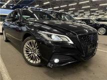 2019 Toyota Crown Hybrid