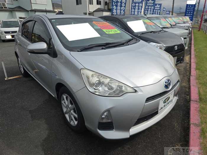 2013 Toyota AQUA