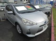 2013 Toyota AQUA