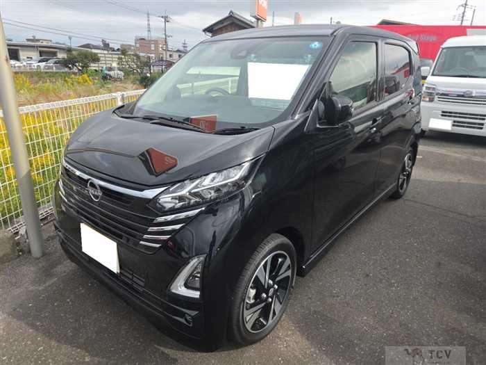 2025 Nissan Nissan Others
