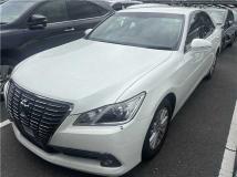 2015 Toyota Crown