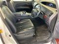 2013 Toyota Estima Hybrid