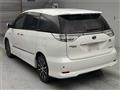 2013 Toyota Estima Hybrid