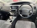 2013 Toyota Estima Hybrid