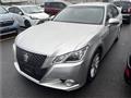 2013 Toyota Crown Hybrid