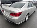 2013 Toyota Crown Hybrid