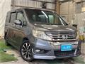 2013 Honda Step WGN