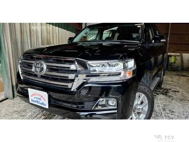 2018 Toyota Land Cruiser