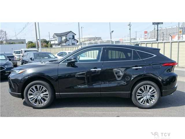 2025 Toyota Harrier Hybrid