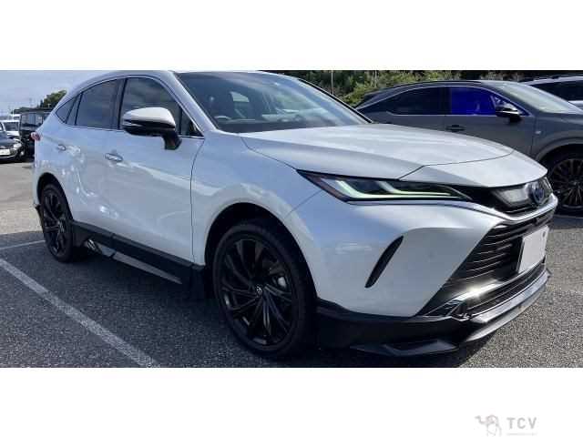 2022 Toyota Harrier Hybrid