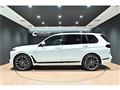 2023 BMW X7