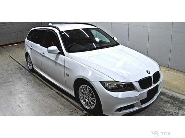 2011 BMW 3 Series