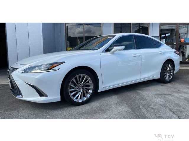 2023 Lexus ES