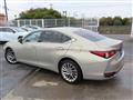 2019 Lexus ES