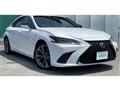 2019 Lexus ES