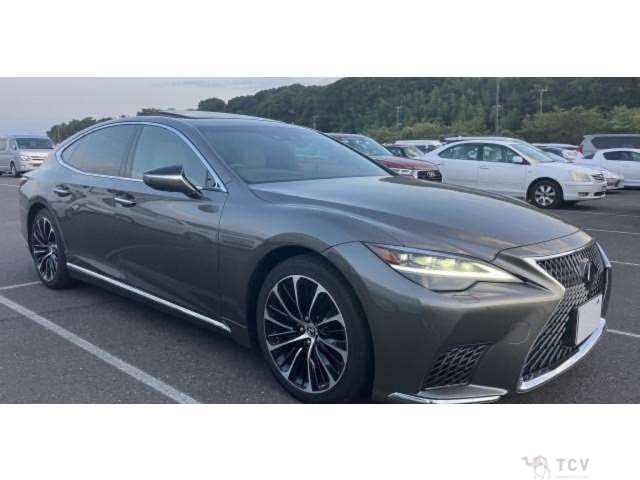 2023 Lexus LS