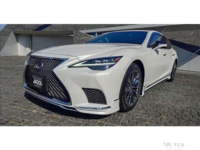 2022 Lexus LS