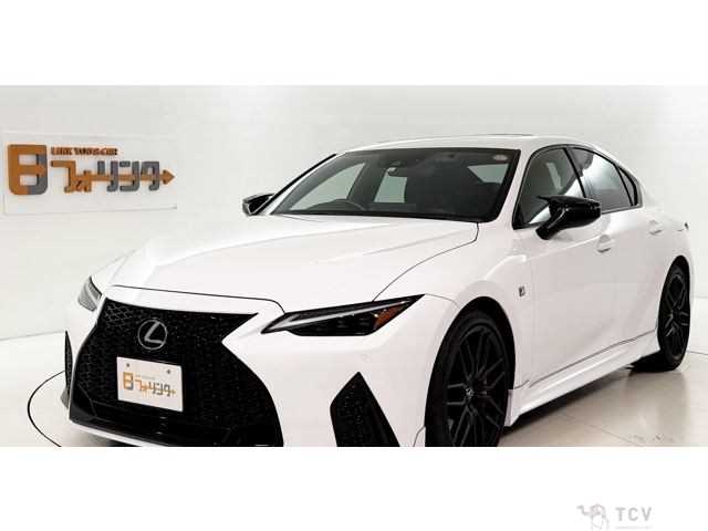 2023 Lexus IS
