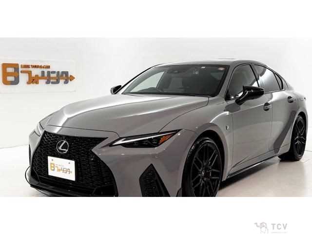 2023 Lexus IS