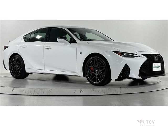 2023 Lexus IS