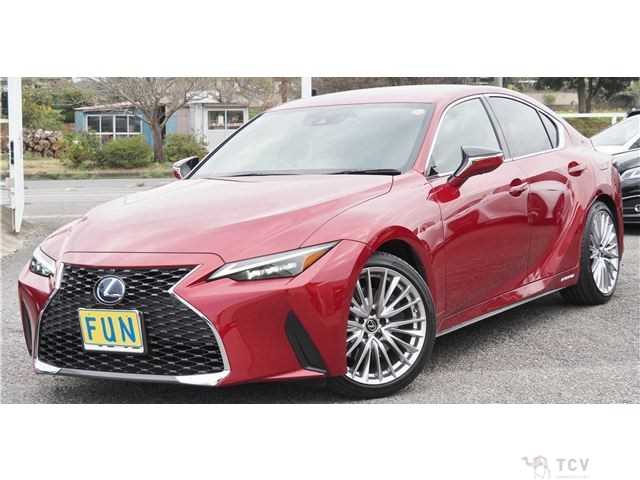 2022 Lexus IS