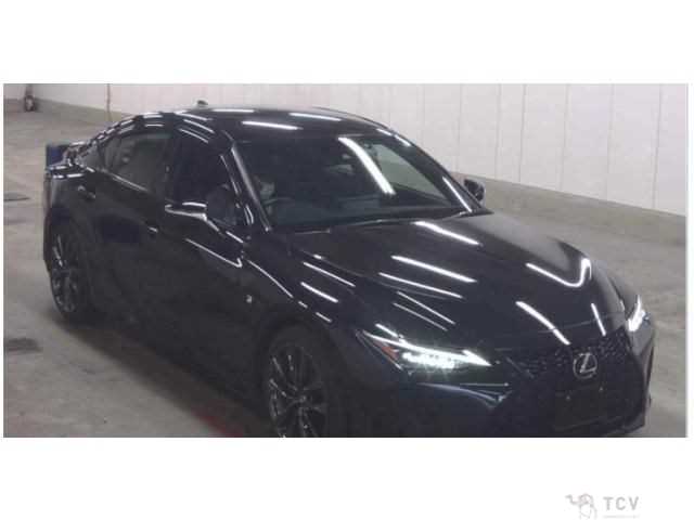 2022 Lexus IS