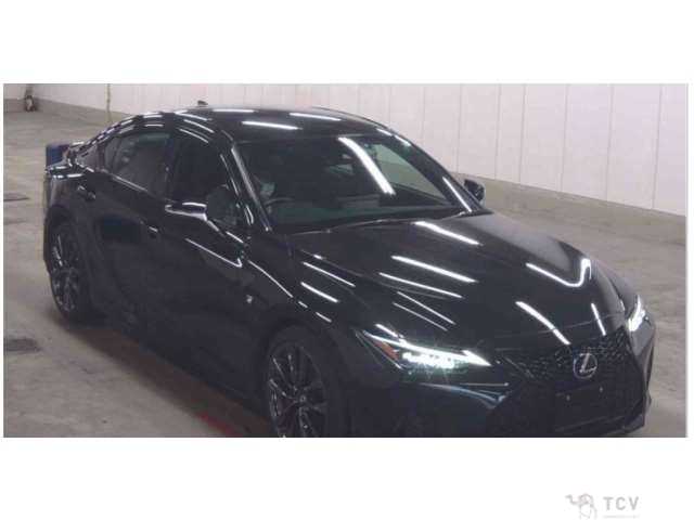 2022 Lexus IS