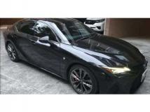 2022 Lexus IS
