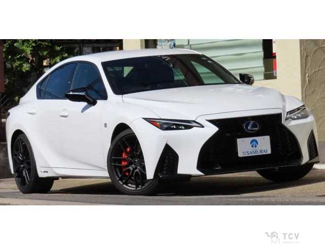 2022 Lexus IS