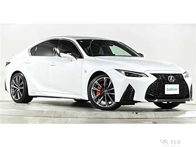 2022 Lexus IS
