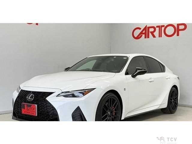 2022 Lexus IS