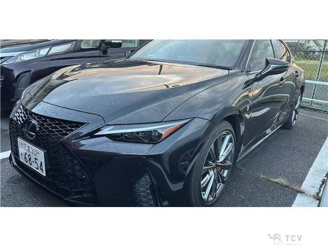 2021 Lexus IS